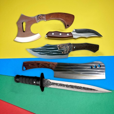 Cadou pentru barbati: Set Camping 5 piese - Maceta Dragon, Toporisca, Cutit Lup, Camping si Injunghiat cu teaca