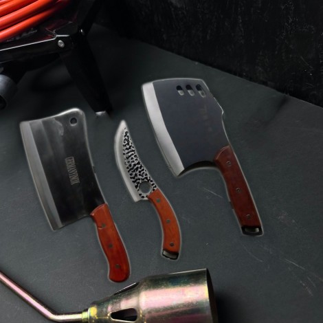 Set macelarie 10 piese, Arzator 70cm, Pirostrie 30 X 30 cm, Toporisca, 3 Satare fier forjat si furtun gaz 5m cu accesorii