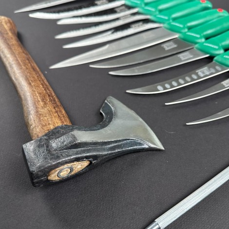 Set macelarie 13 piese, Toporisca, 5 cutite fier forjat, 6 cutite inox + pila ascutit, verde NOU MPVE