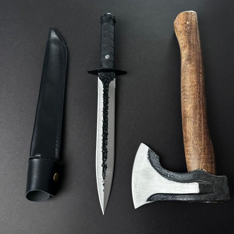 Set 2 piese Măcelărie Black Edition: Toporisca 34cm, Cuțit înjunghiat doua taisuri fier forjat i9ff cu teaca + Cadou kunai 22cm